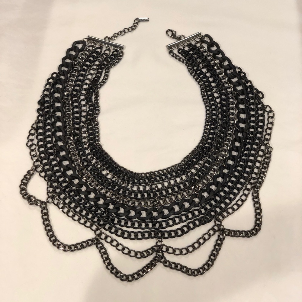 Bauble Bar Courtney bib necklace